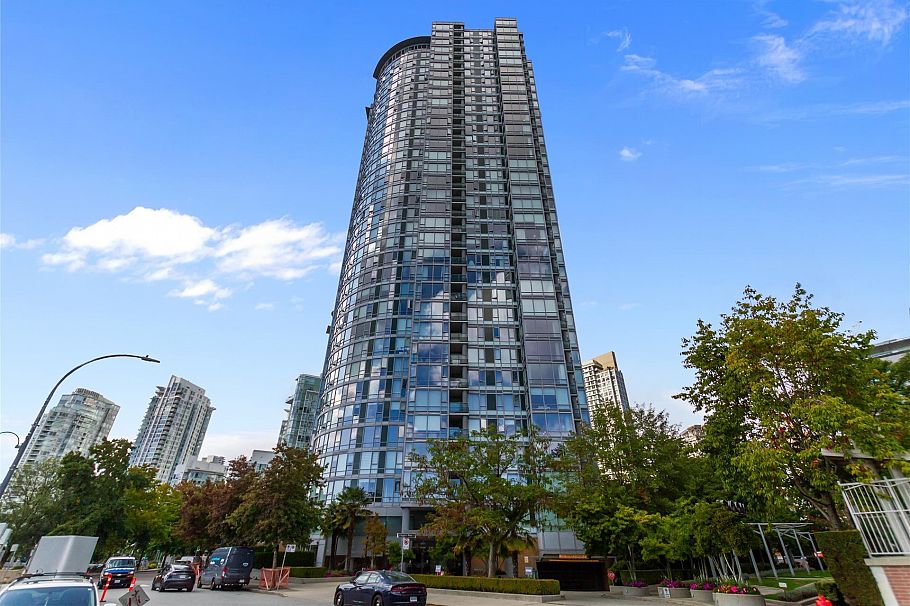 2306 1033 Marinaside Crescent Vancouver, BC - 27