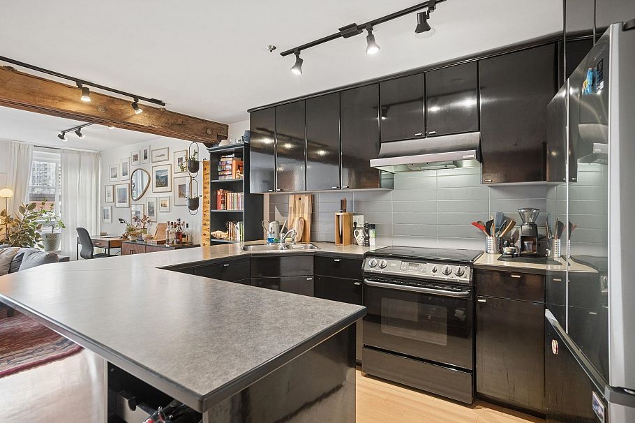 305 1066 Hamilton Street Vancouver, BC - 13