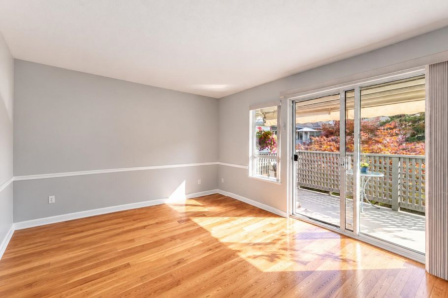5 3634 Garibaldi Drive North Vancouver, BC - 15