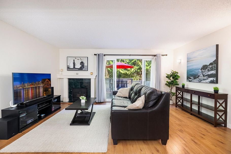 58 1930 Cedar Village Crescent North Vancouver, BC - 1