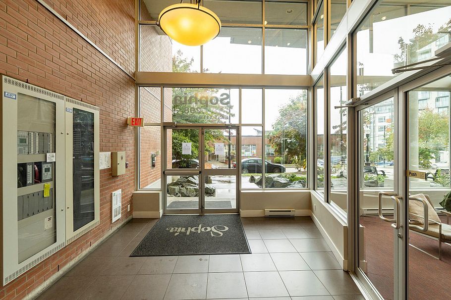 510 298 E 11th Avenue Vancouver, BC - 26