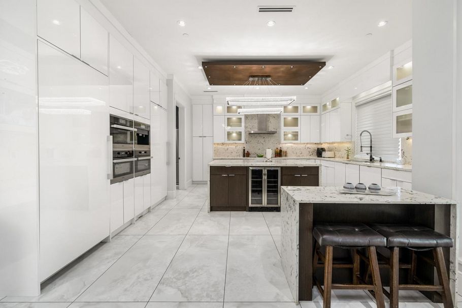 3419 E 48th Avenue Vancouver, BC - 12
