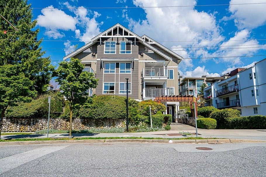 302 128 W 21st Street North Vancouver, BC - 3