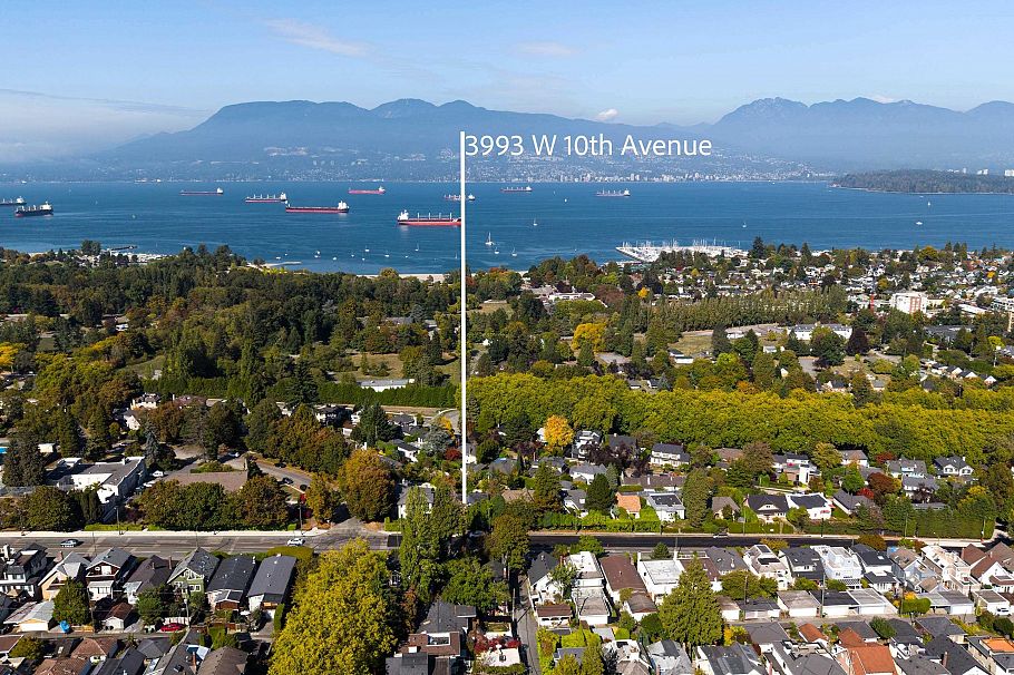3993 W 10th Avenue Vancouver, BC - 3