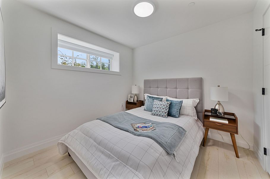 3615 Yale Street Vancouver, BC - 22