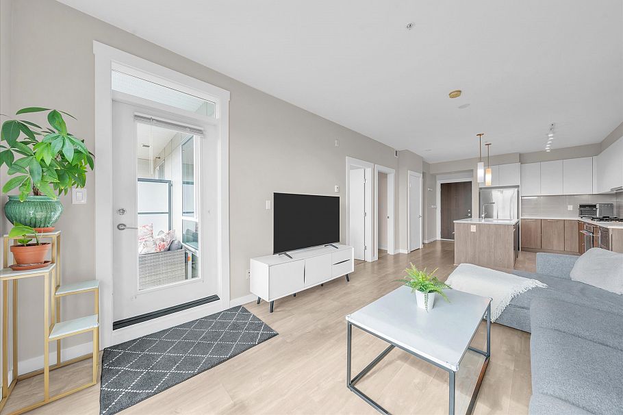 303 625 E 3rd Street North Vancouver, BC - 11