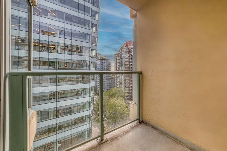1003 1238 Burrard Street Vancouver, BC - 10