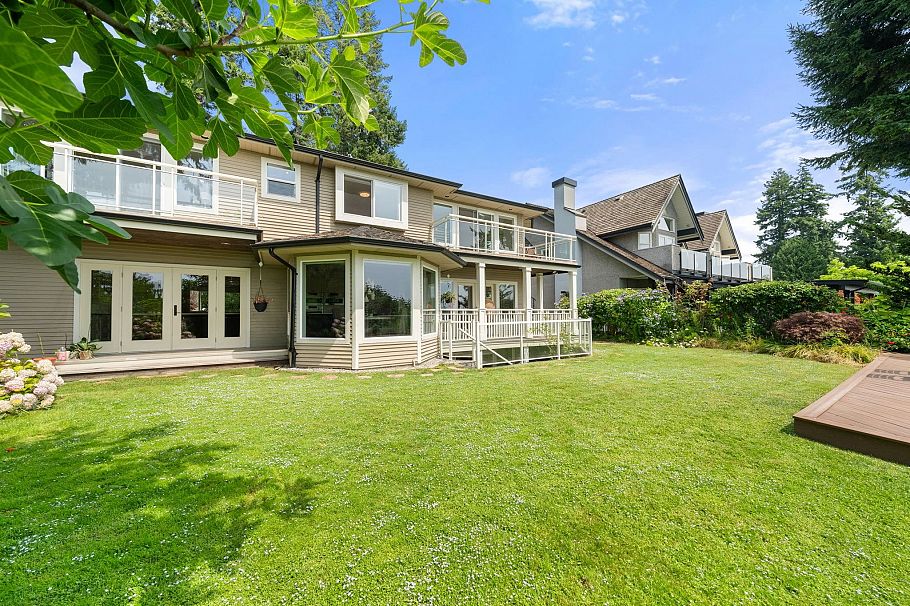1259 W Keith Road North Vancouver, BC - 35