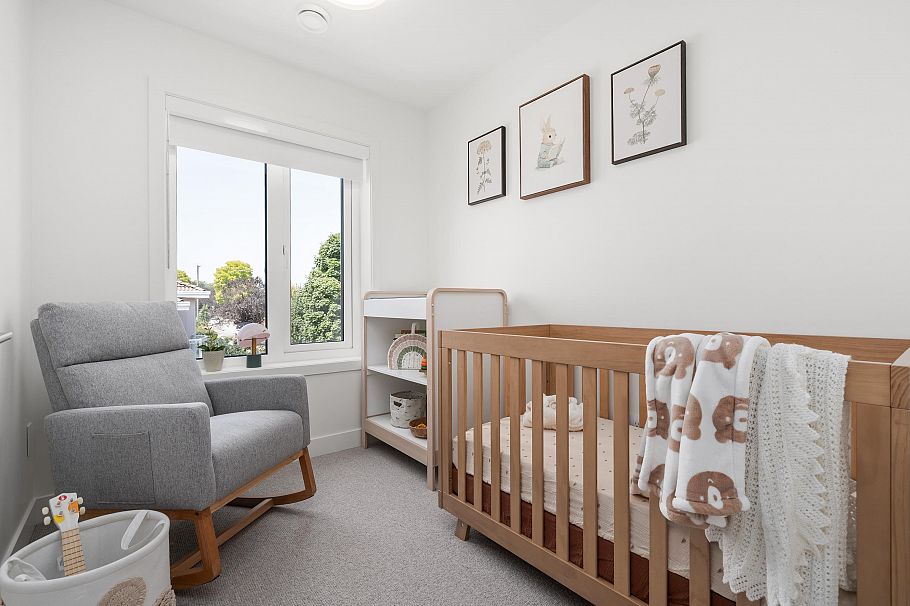 1 2240 E 40th Avenue Vancouver, BC - 30