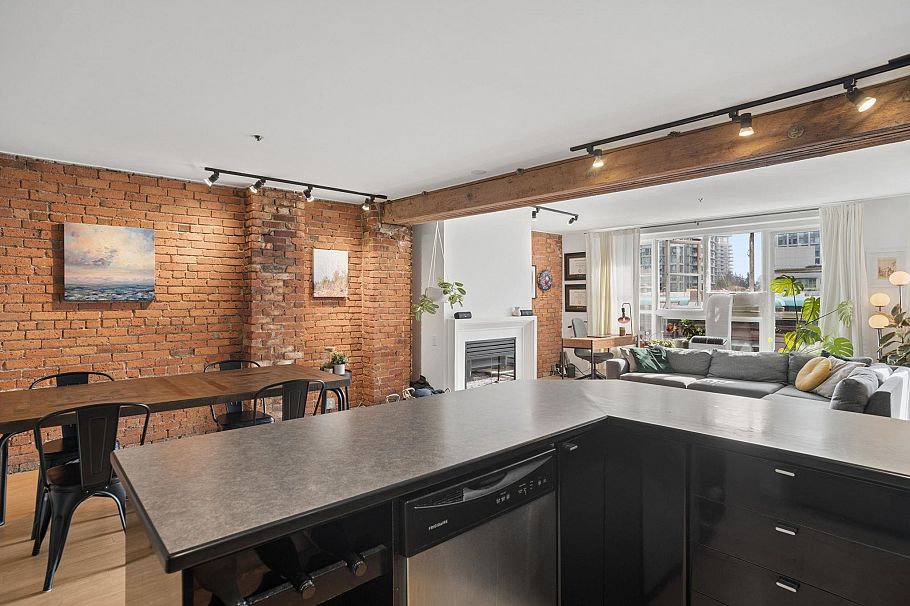 305 1066 Hamilton Street Vancouver, BC - 14