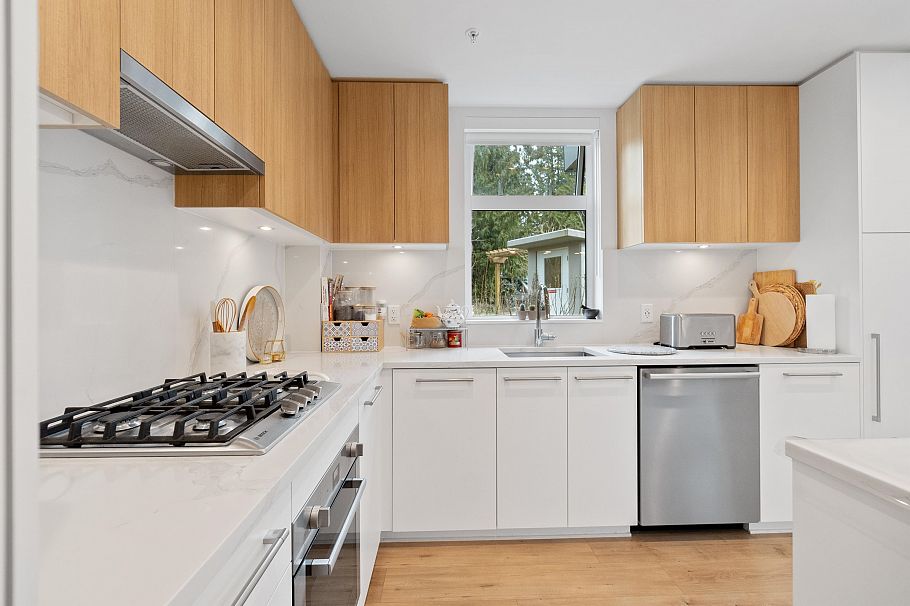 176 2035 Glenaire Drive North Vancouver, BC - 17