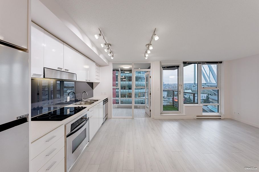 1509 111 W Georgia Street Vancouver, BC - 1