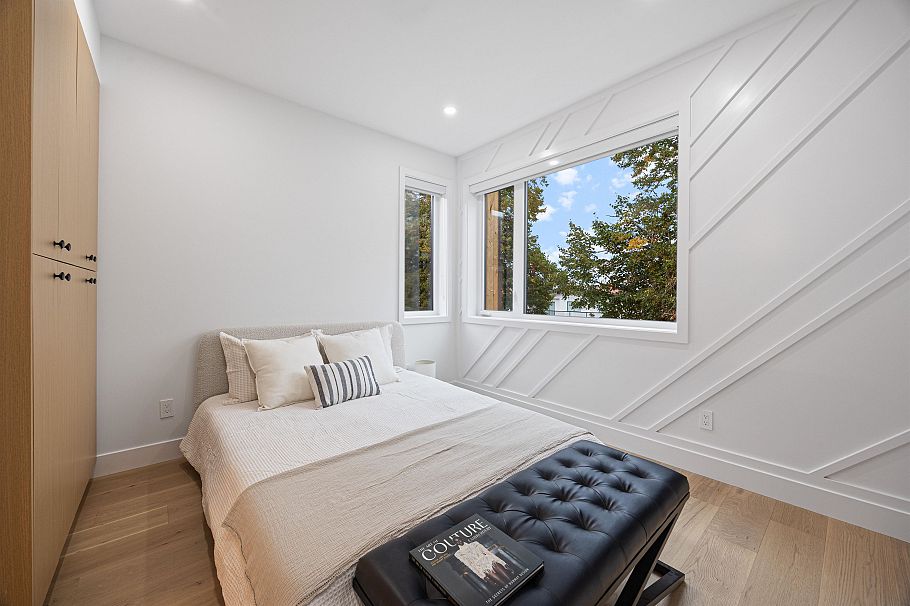 1 2070 E 26th Avenue Vancouver, BC - 21