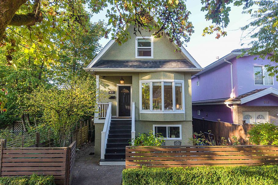 929 E 30th Avenue Vancouver, BC - 29
