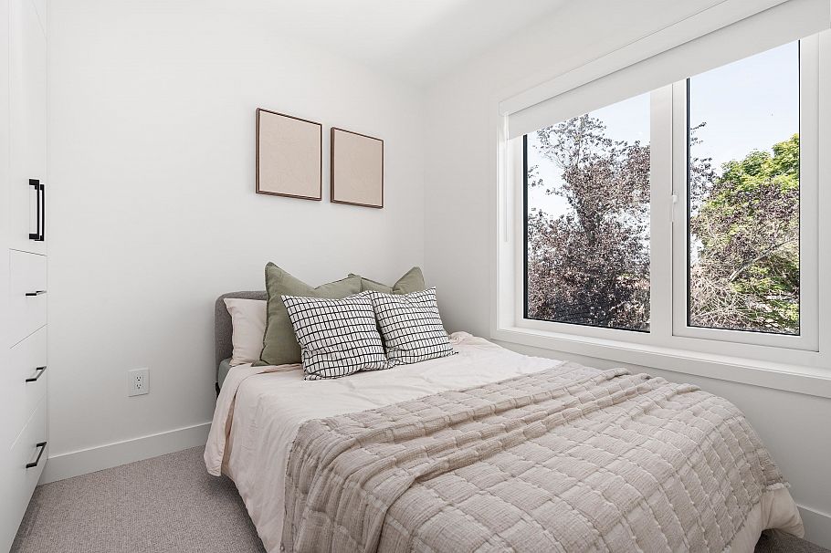 1 2240 E 40th Avenue Vancouver, BC - 32