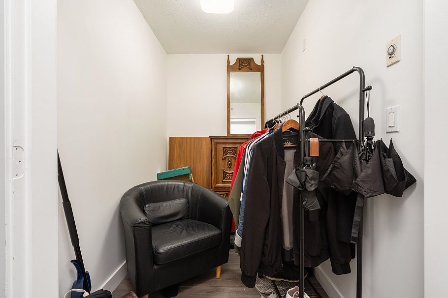 802 1010 Richards Street Vancouver, BC - 13