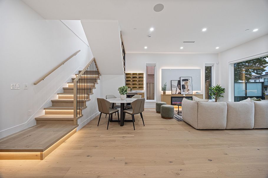 1 2070 E 26th Avenue Vancouver, BC - 13