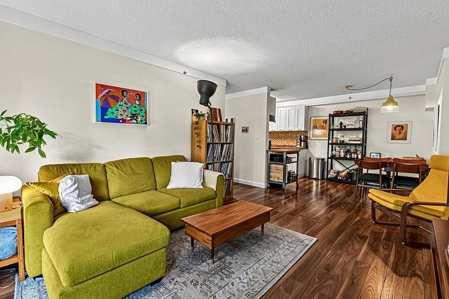 205 825 E 7th Avenue Vancouver, BC - 1