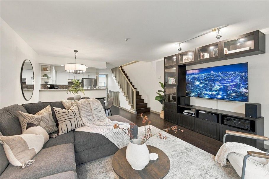 8416 Millstone Street Vancouver, BC - 3