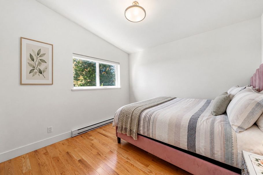 4506 Ranger Avenue North Vancouver, BC - 24