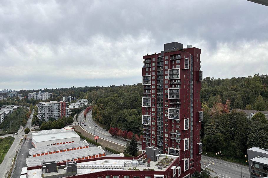 1804 3438 Sawmill Crescent Vancouver, BC - 2