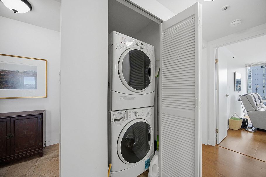 706 1500 Hornby Street Vancouver, BC - 17