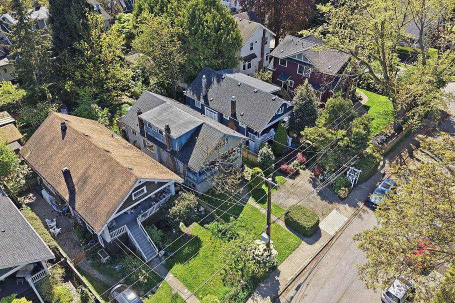 3174 W 5th Avenue Vancouver, BC - 13