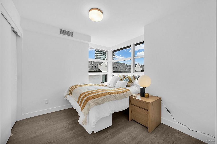 227 2060 Curling Road North Vancouver, BC - 22