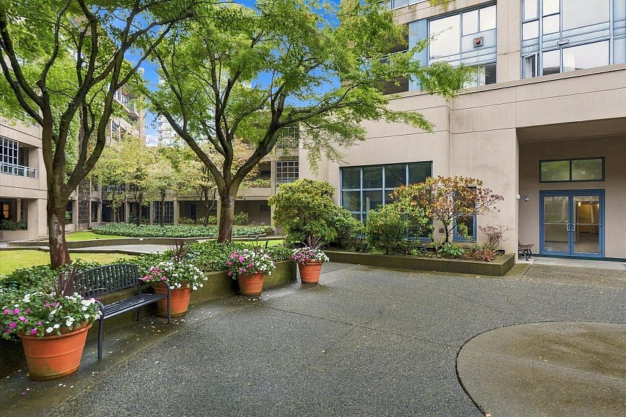 603 183 Keefer Place Vancouver, BC - 32