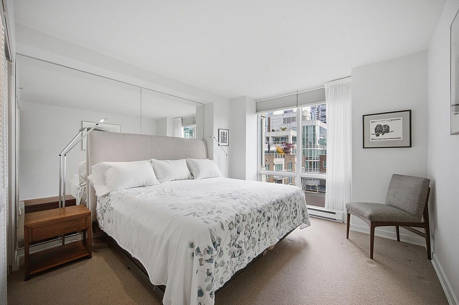 706 1500 Hornby Street Vancouver, BC - 13