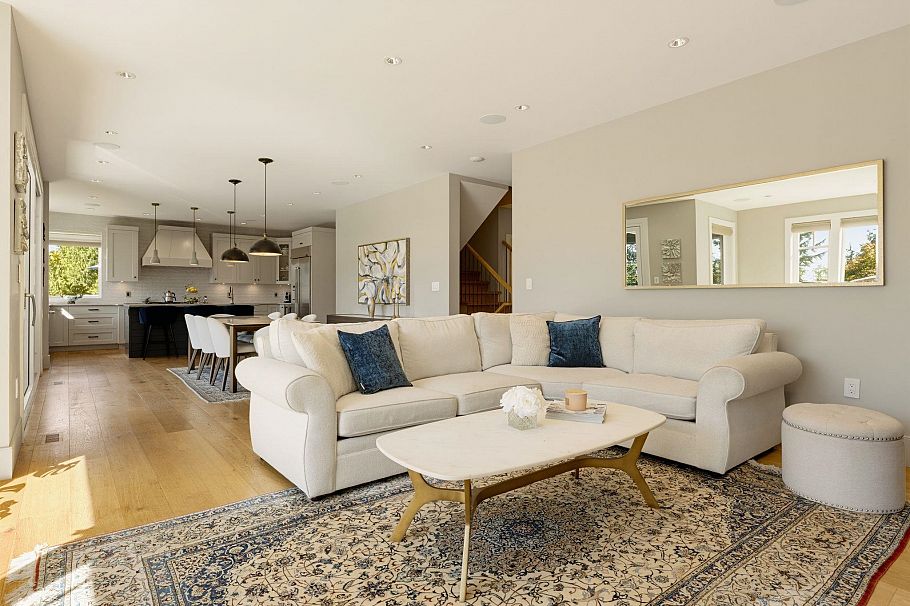 285 Monteray Avenue North Vancouver, BC - 14
