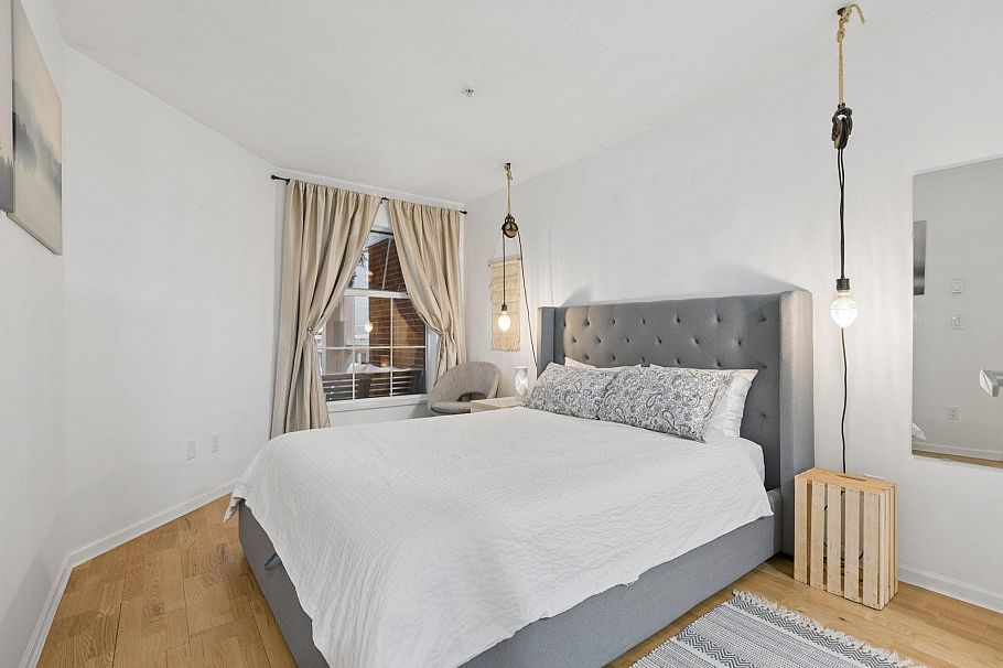 112 147 E 1st North Vancouver, BC - 12