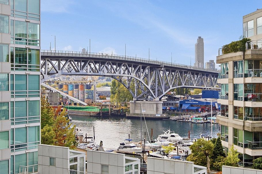706 1500 Hornby Street Vancouver, BC - 23