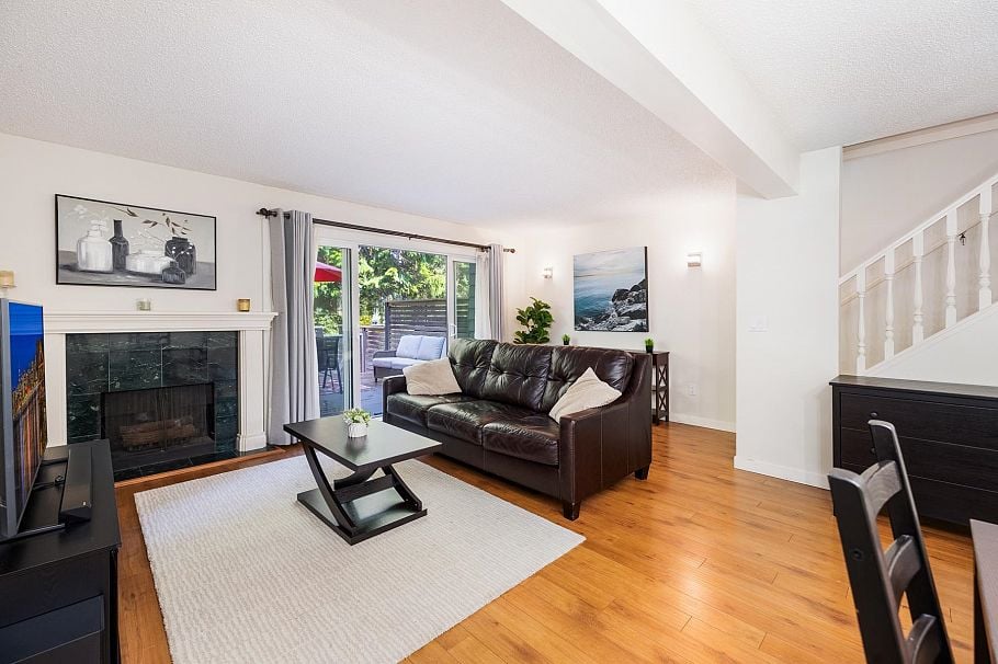 58 1930 Cedar Village Crescent North Vancouver, BC - 4