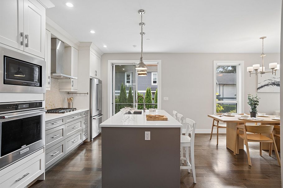2020 Carson Court North Vancouver, BC - 9