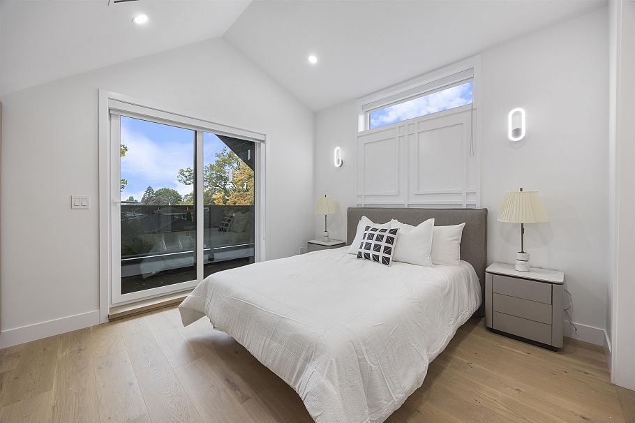 1 2070 E 26th Avenue Vancouver, BC - 24