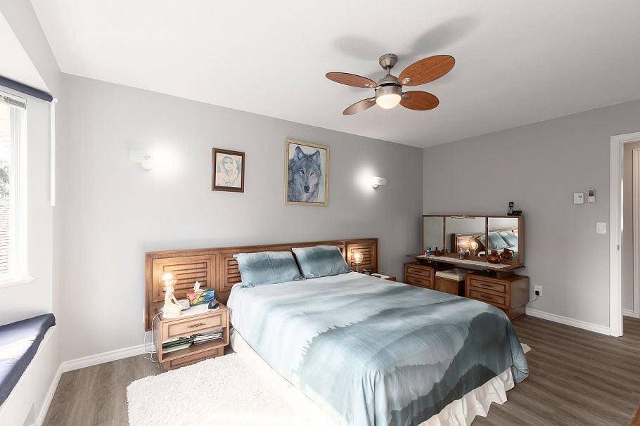 5 3634 Garibaldi Drive North Vancouver, BC - 27