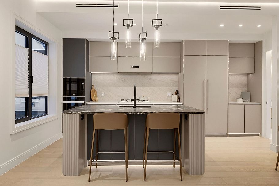 1179 W 33rd Avenue Vancouver, BC - 3