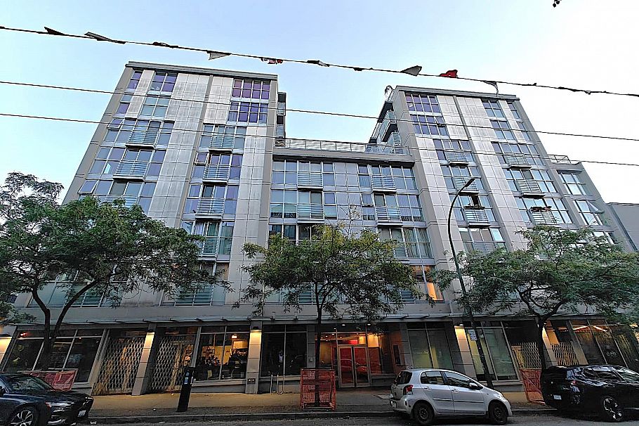 511 168 Powell Street Vancouver, BC - 1