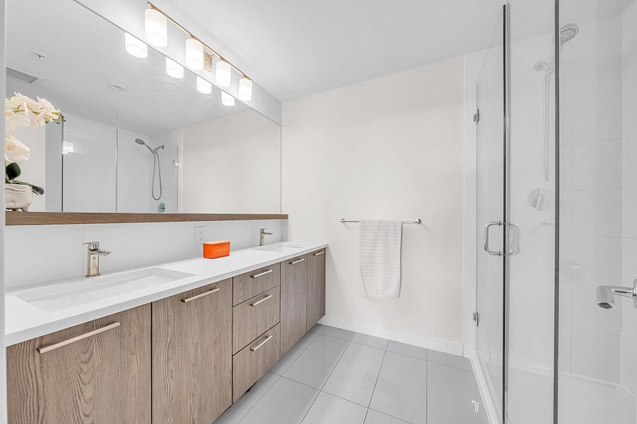 303 625 E 3rd Street North Vancouver, BC - 15