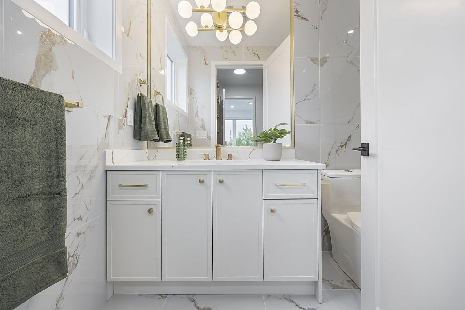 1 2070 E 26th Avenue Vancouver, BC - 19