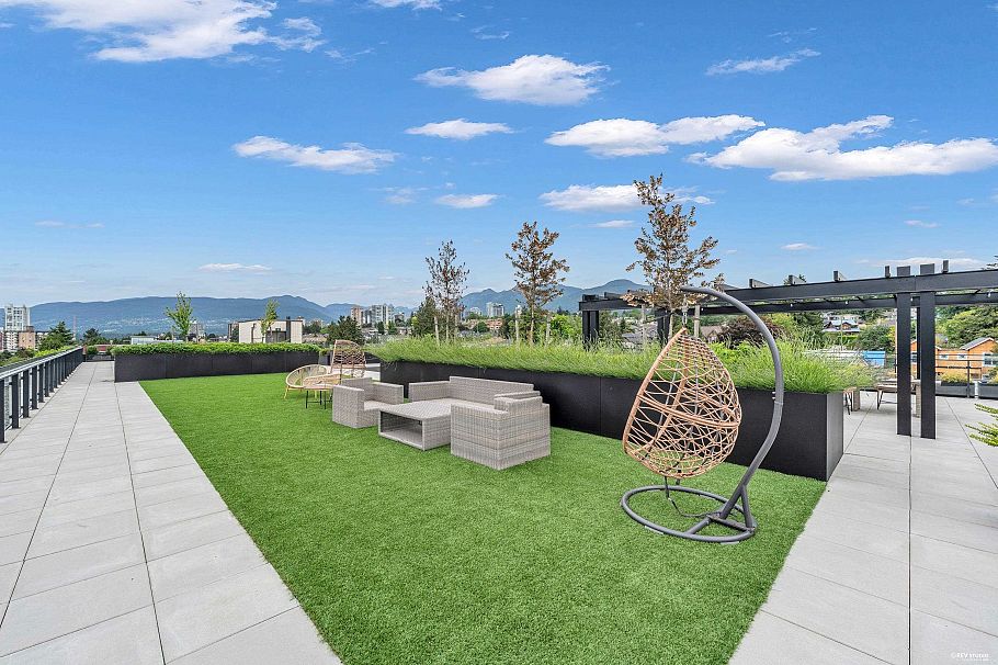 358 422 E 3rd Street North Vancouver, BC - 23