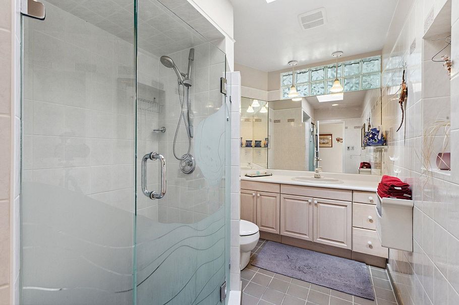 474 Fairway Drive North Vancouver, BC - 12