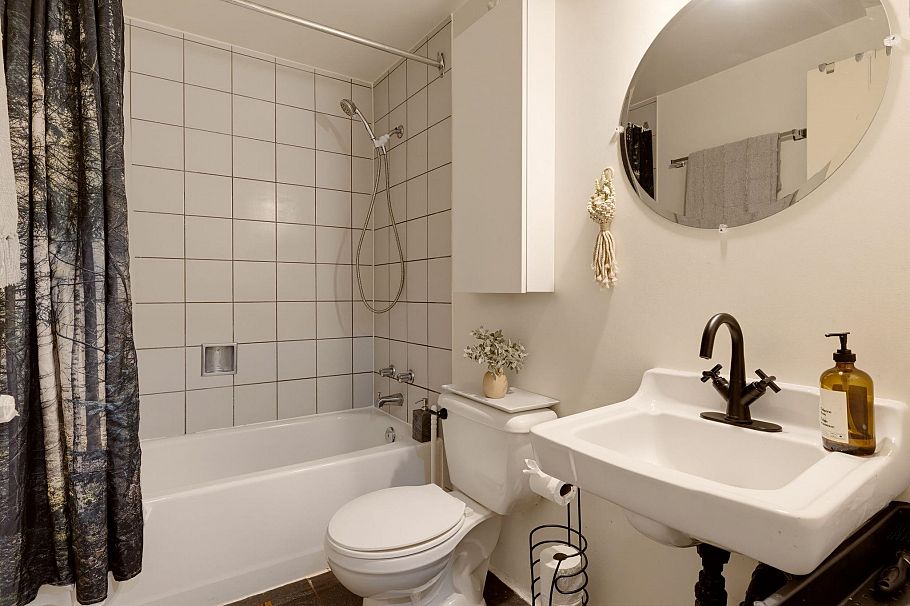 106 272 E 4th Avenue Vancouver, BC - 17