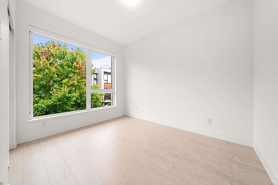 44 3597 Malsum Drive North Vancouver, BC - 23