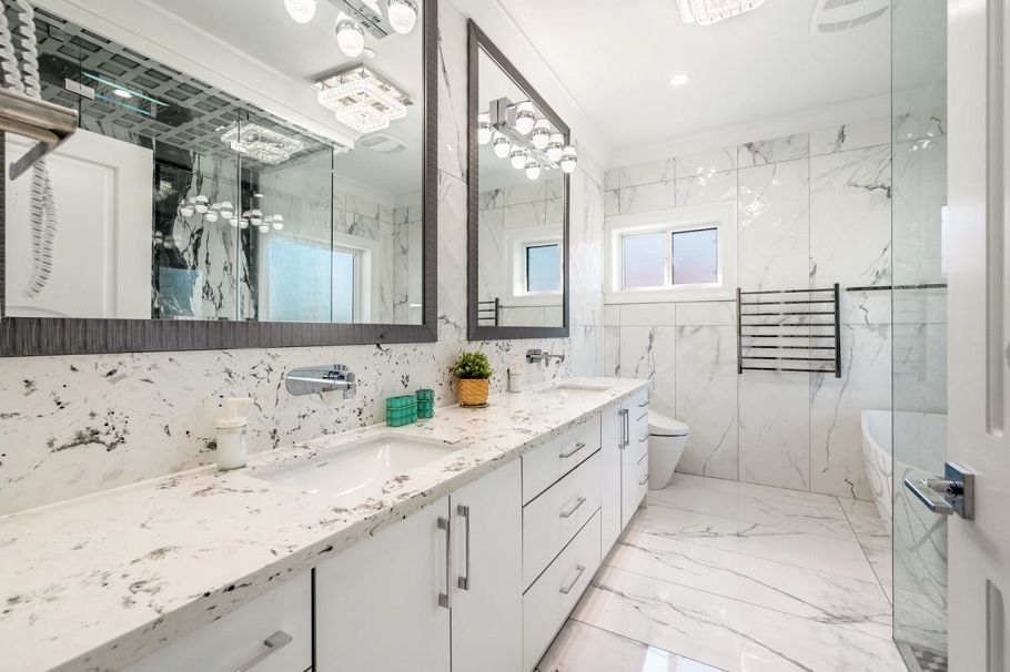 3419 E 48th Avenue Vancouver, BC - 22