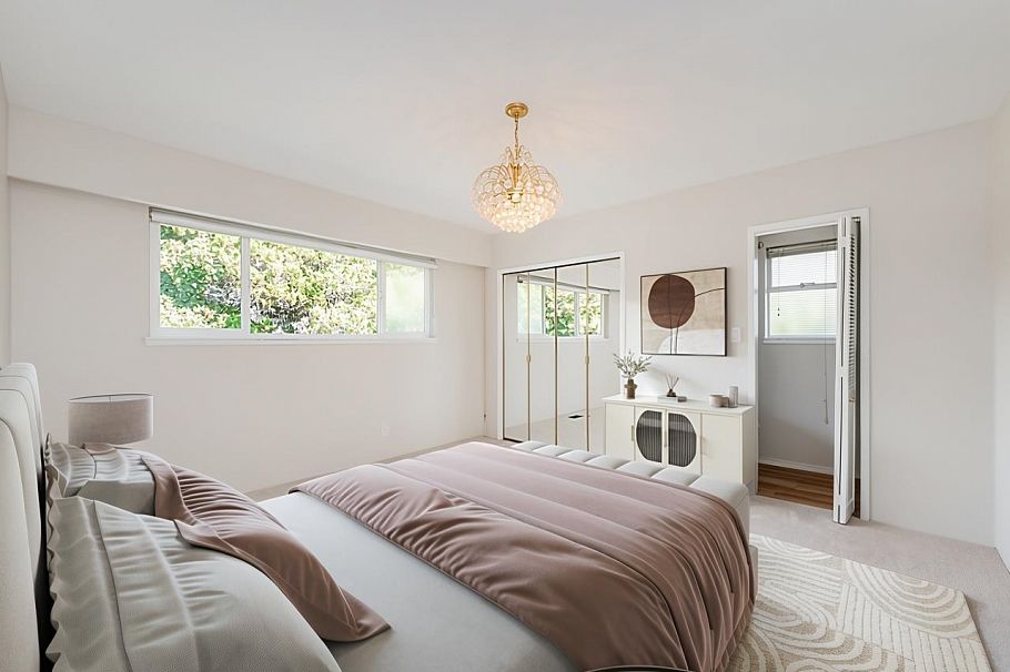 741 Montroyal Boulevard North Vancouver, BC - 23