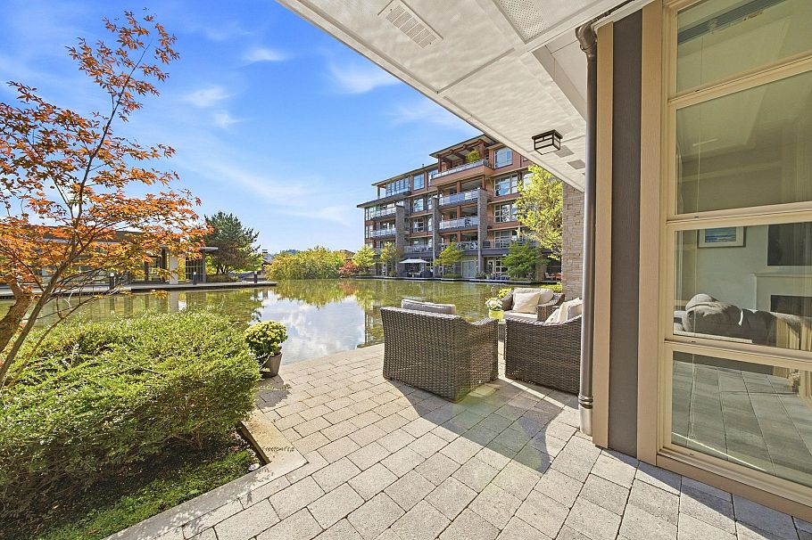 115 3602 Aldercrest Drive North Vancouver, BC - 26