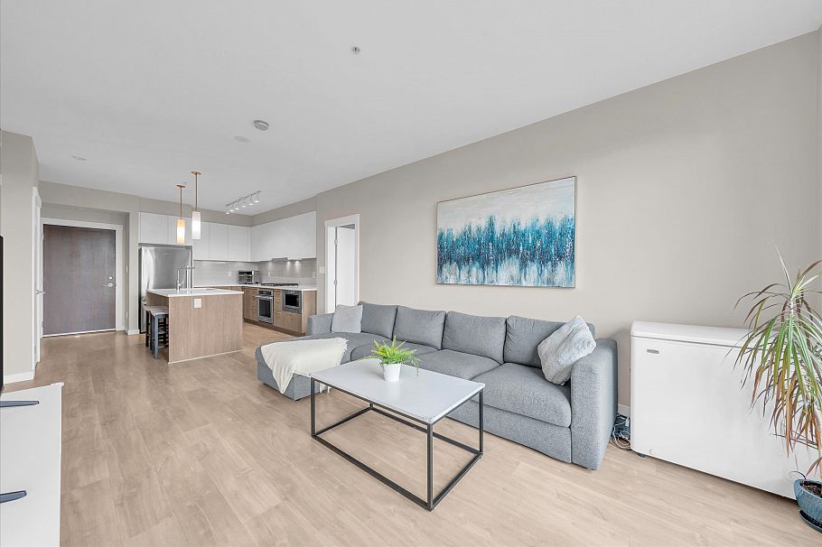303 625 E 3rd Street North Vancouver, BC - 9
