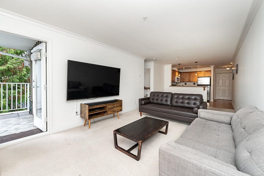 302 128 W 21st Street North Vancouver, BC - 7